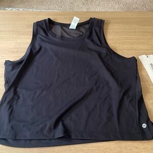 NWT RBX cropped athletic top